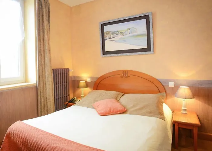 勒卡普餐厅酒店 巴讷维尔-卡特里特